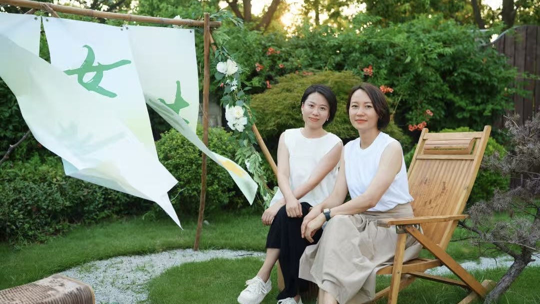 中年女人哭着找不到工作?我们开了家全是妈妈的公司