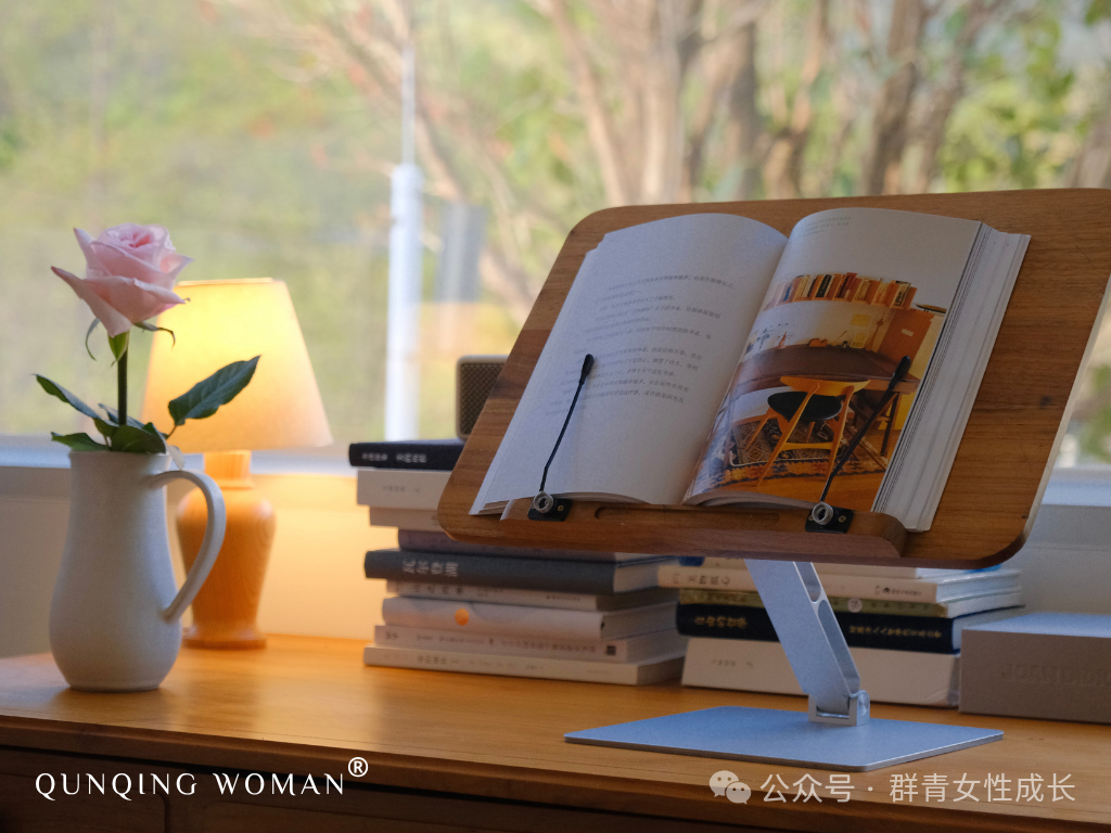 中年女性改命的起点：一张1平米的书桌